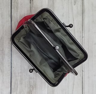 OFERTA. MONEDERO ROJO VINTAGE PIEL UBRIQUE