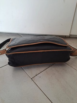 Bolso Loewe Negro y Marrón Piel