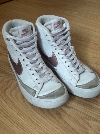 Nike Blazer GS Blancas y Rosas