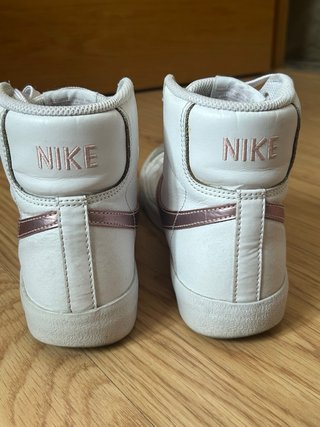 Nike Blazer GS Blancas y Rosas
