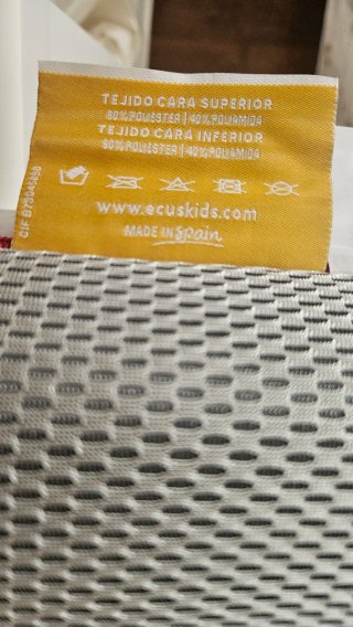 Cuna + colchón + bajera + protector