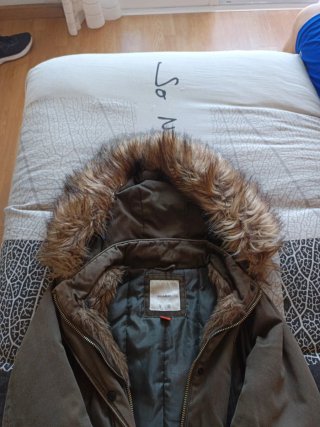 Chaqueta de invierno con capucha