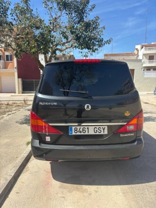 SsangYong Rodius 2010, 149000 Está en Benicarló.