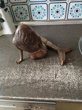 Figura sirena  de bronce decorativa