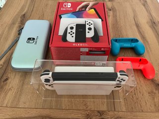 Nintendo Switch OLED Blanca + Accesorios