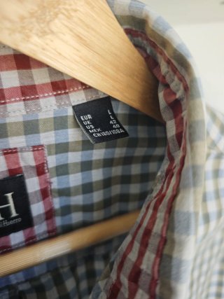 Camisa de cuadros verde y blanca
