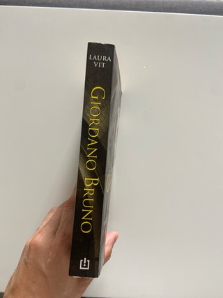 Giordano Bruno forastero en el universo