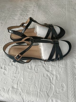 Sandalias de mujer negras