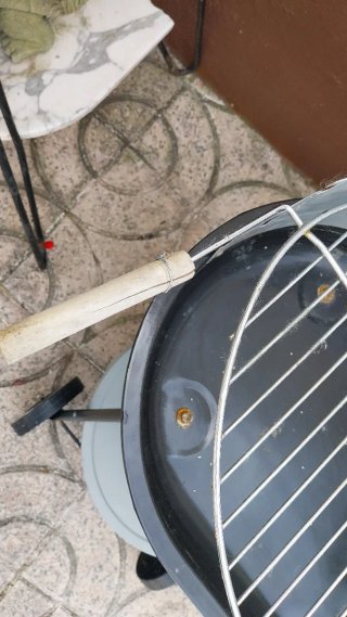 Barbacoa de metal desmontable