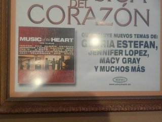 Póster Música del Corazón Gloria Estefan
