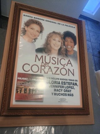 Póster Música del Corazón Gloria Estefan