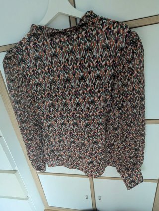 Blusa Naf Naf estampado multicolor