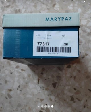 Zapatos de tacón negro azabache. talla 36.Mary Paz