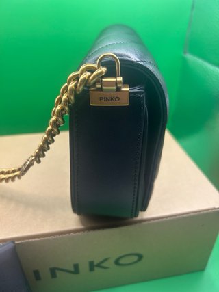 Borsetta Pinko Nera con Dettagli Oro