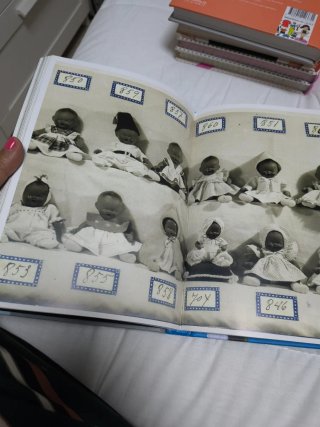 Libro La muñeca española de posguerra