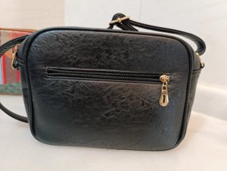 3 Bolsos gris , Negro y Multicolor