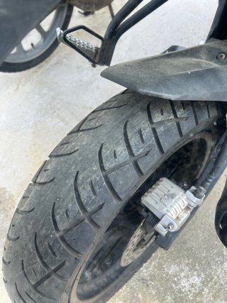 Yamaha YZF 125 Amarilla