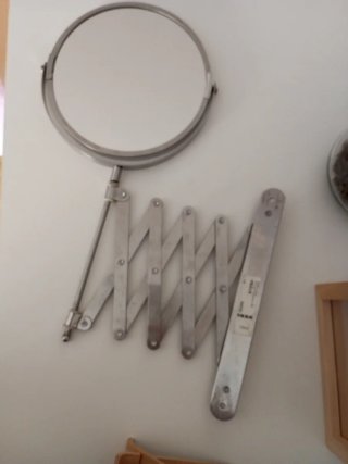 Espejo de maquillaje IKEA extensible