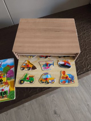 Puzzles de madera Nenittos son 4 recogidos en una