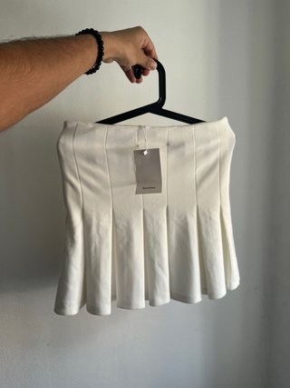 Falda plisada Bershka blanca