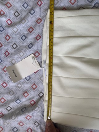 Falda plisada Bershka blanca