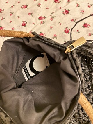 Bolso Rafia Lola Casademunt Negro y Dorado