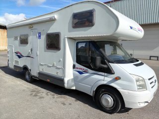 Autocaravana capuchina gran garaje