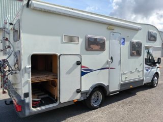 Autocaravana capuchina gran garaje
