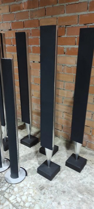 TV Bang & Olufsen Negra y Plateada