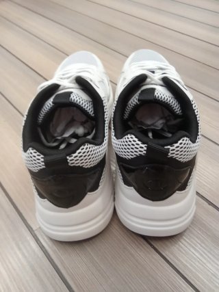 Zapatillas Champion Blancas y Negras de hombre