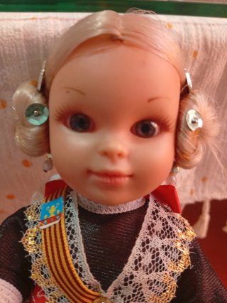 Muñeca regional folk