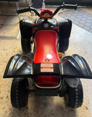 Quad Infantil Mega Raid 750