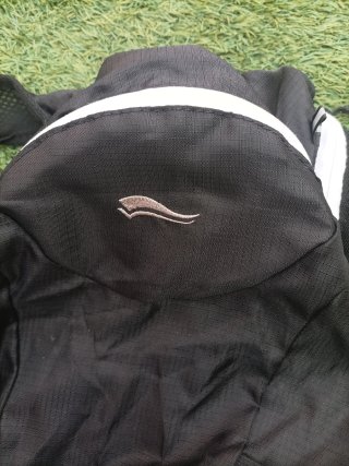 Mochila Trail Running Negra Nueva