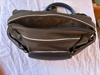 Bolso bandolera negro y gris