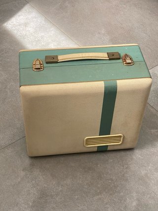 Giradischi vintage verde e marrone