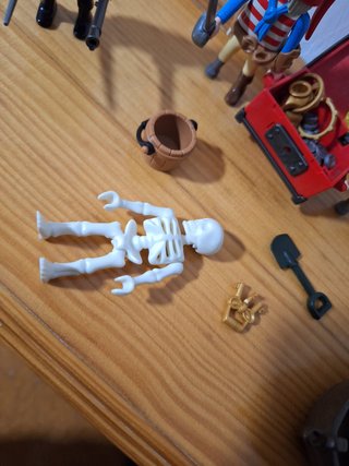 Dos sets de juguetes Playmobil.