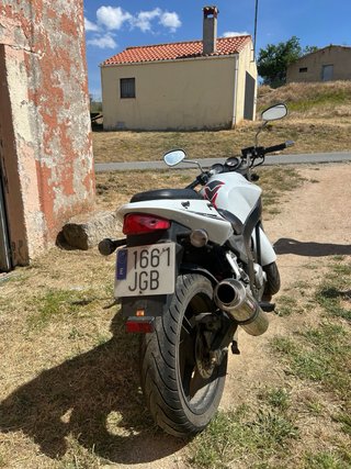 Daelim Roadwin Fi 125 Blanca