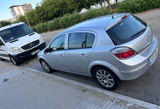 Opel Astra 2004