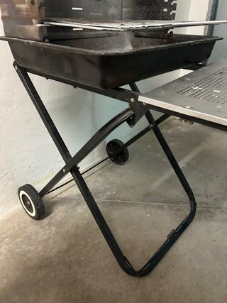 Barbacoa Portátil Negra y Plateada