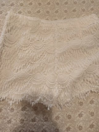 Pantalón corto Tizzas niña encaje blanco T.15/16