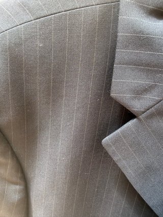 Traje rayas diplomáticas Cacharel