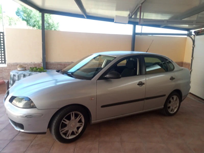 SEAT Cordoba 2005 - foto 1