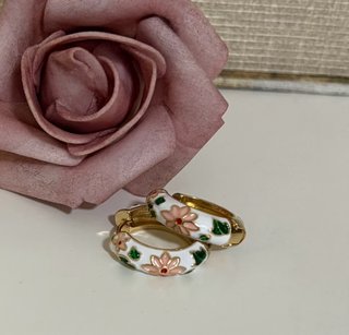 Pendientes aro esmaltados flores
