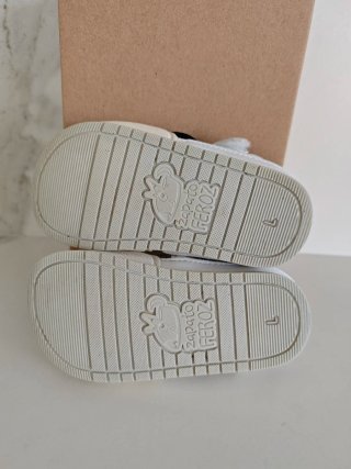 Zapato Feroz Irta Talla L Blancas