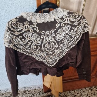 Corpiño fallera terciopelo y zapatos T:39,5 (30€)