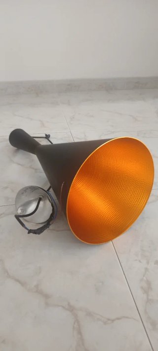 Lámpara de techo negra