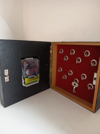 Antiguo Reloj portallaves de pared Bayer vintage