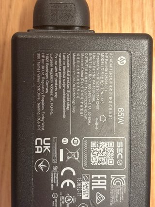 Cargador de portátil HP 65W