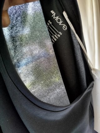 Conjunto deportivo niña negro y estampado