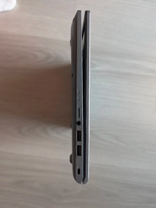 Portatile Asus VivoBook 14"
